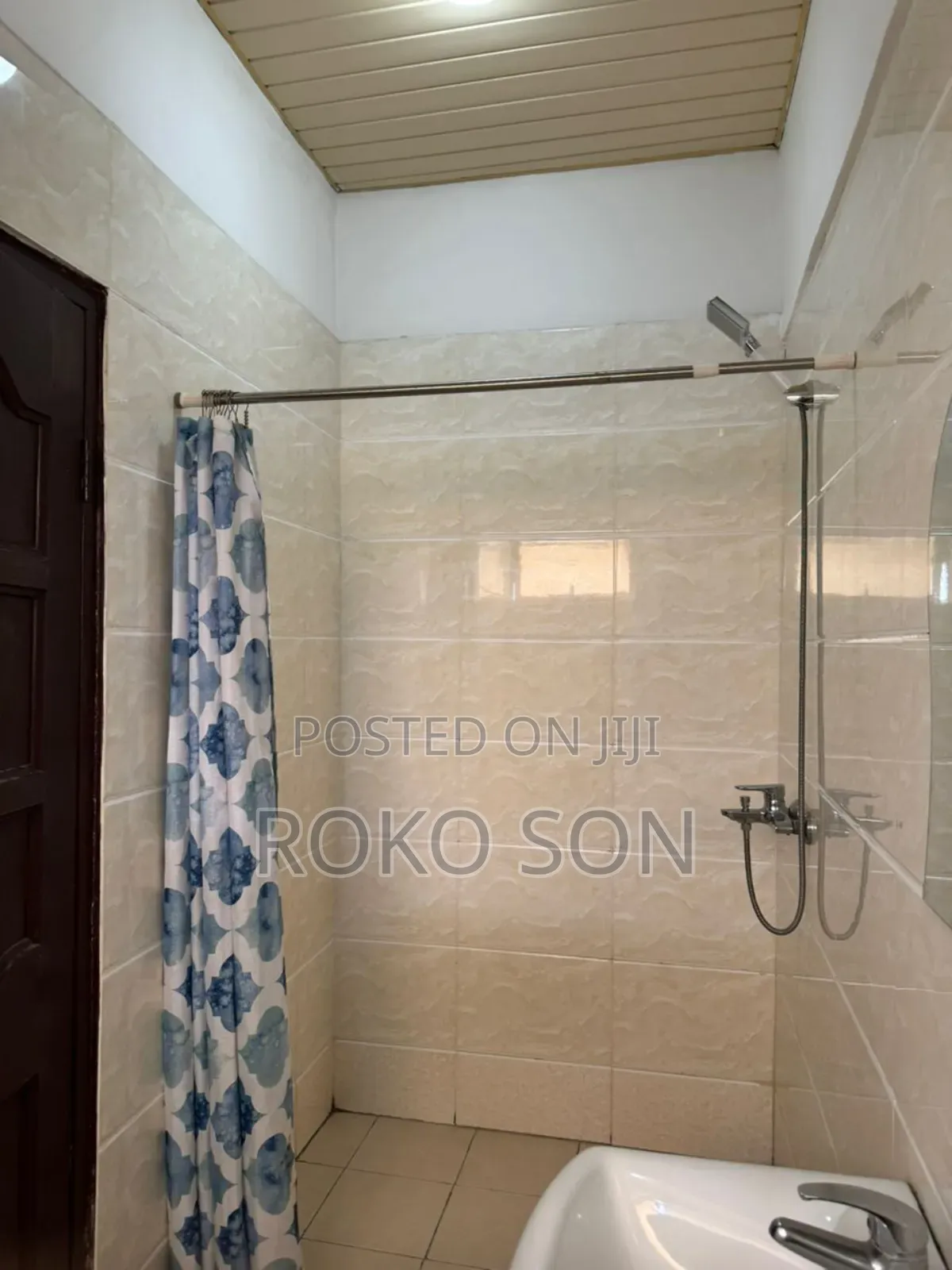 Furnished Studio Apartment in Dr Roko, Dzorwulu for rent