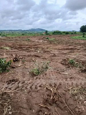 5 Plots of Registered, Beautifully Graded Land at Kasoa Jei River