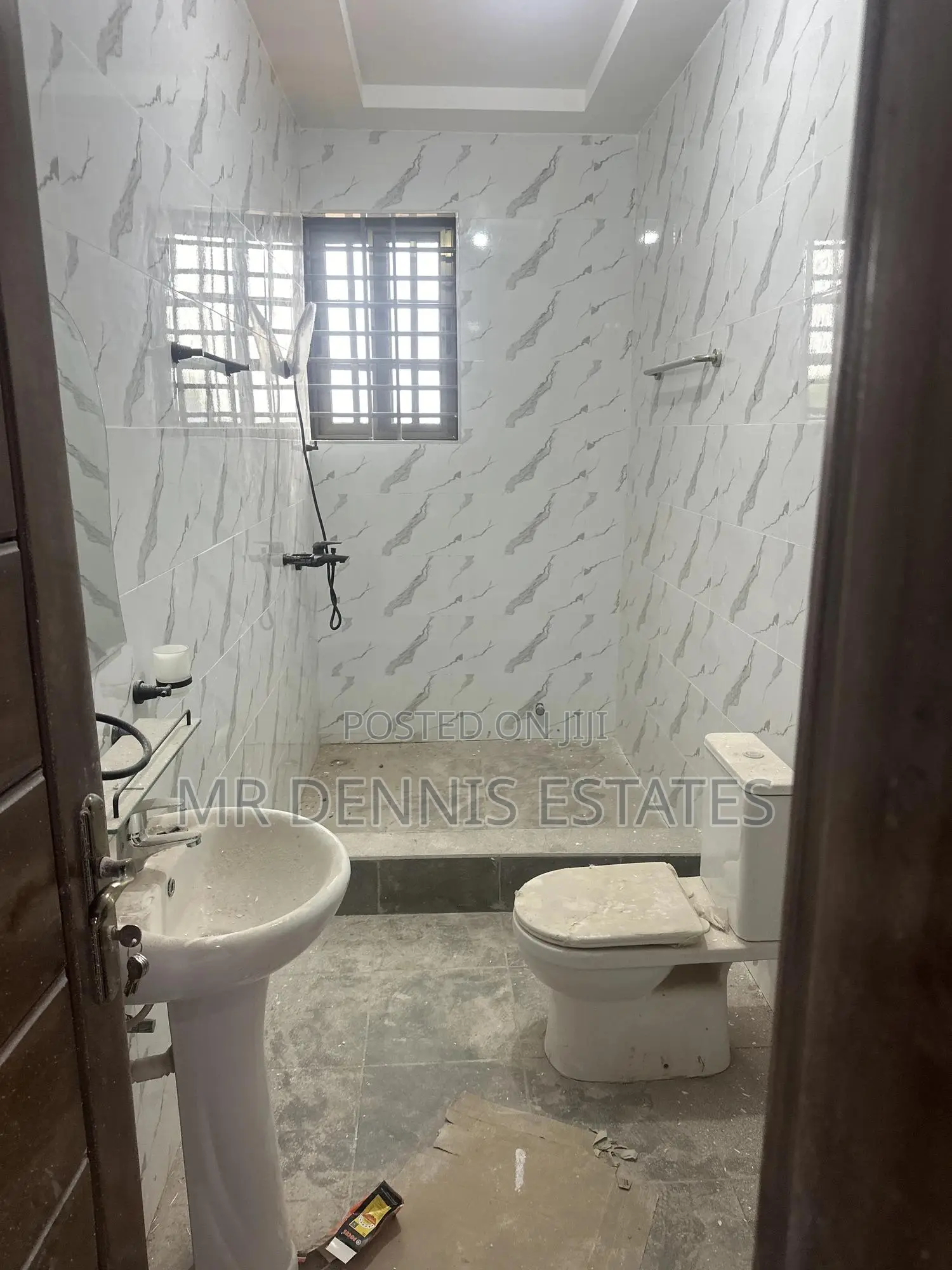 1bdrm Room & Parlour in Weija, West Hills Mall Area for rent
