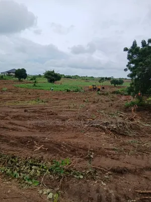5 Plots of Registered, Beautifully Graded Land at Kasoa Jei River