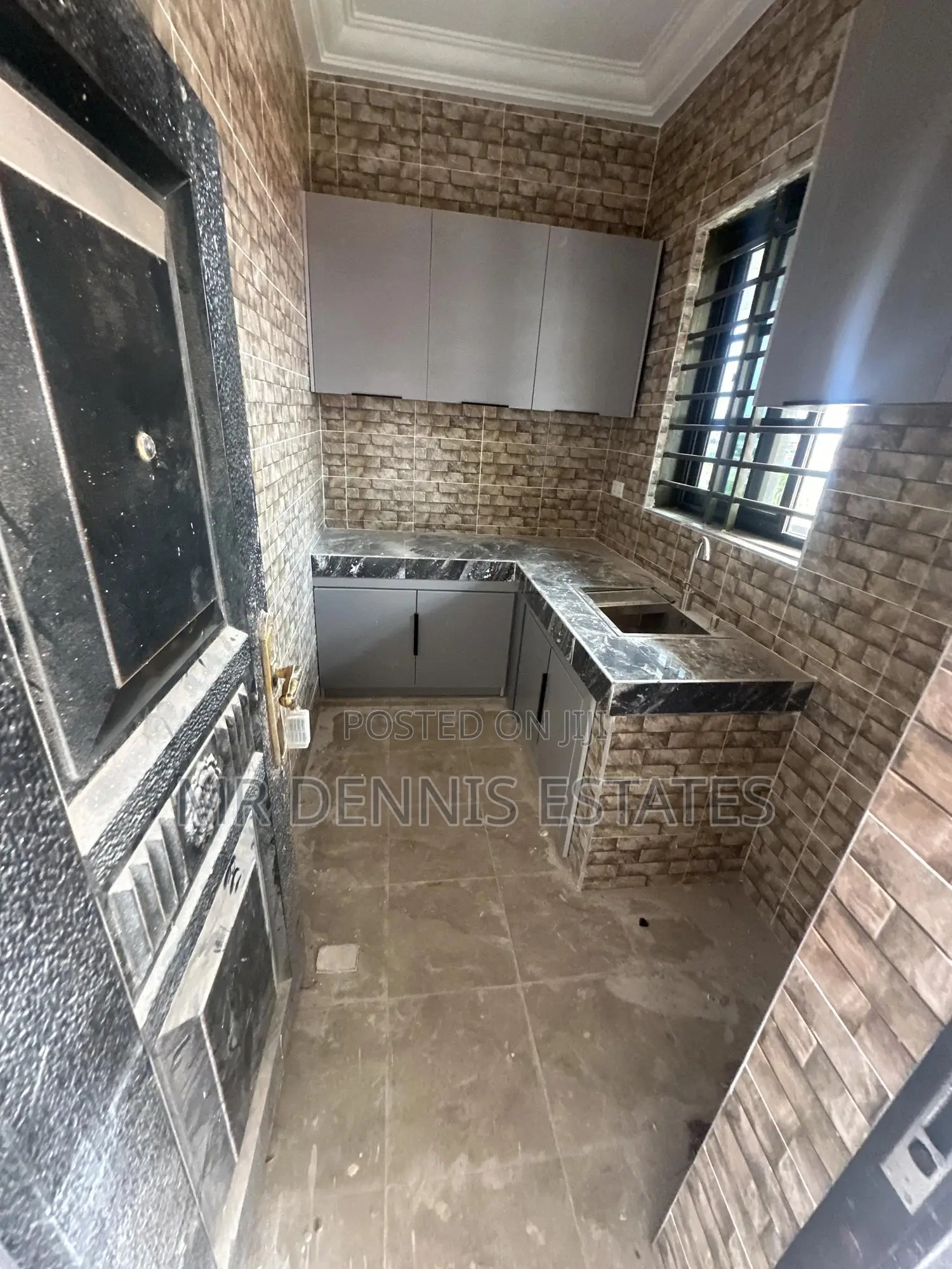 1bdrm Room & Parlour in Weija, West Hills Mall Area for rent