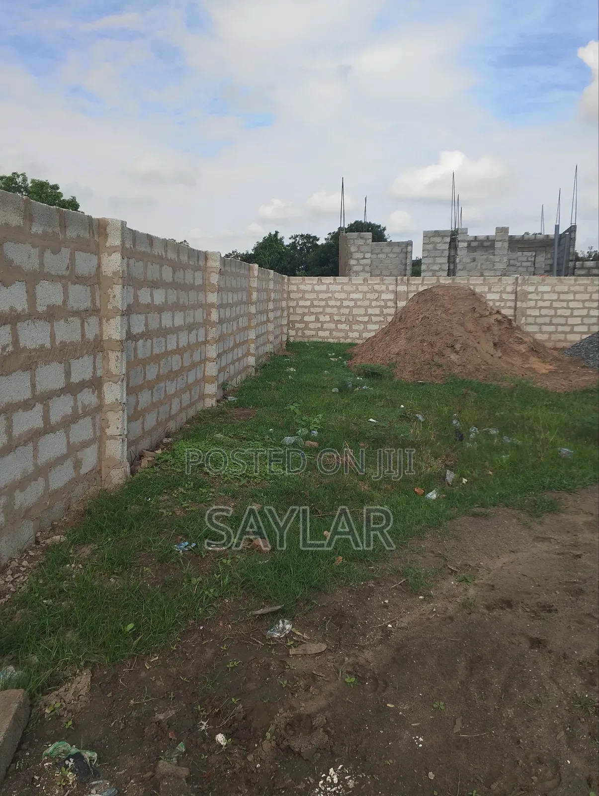Full Plot Complete Fenced at Klagon for Sale
