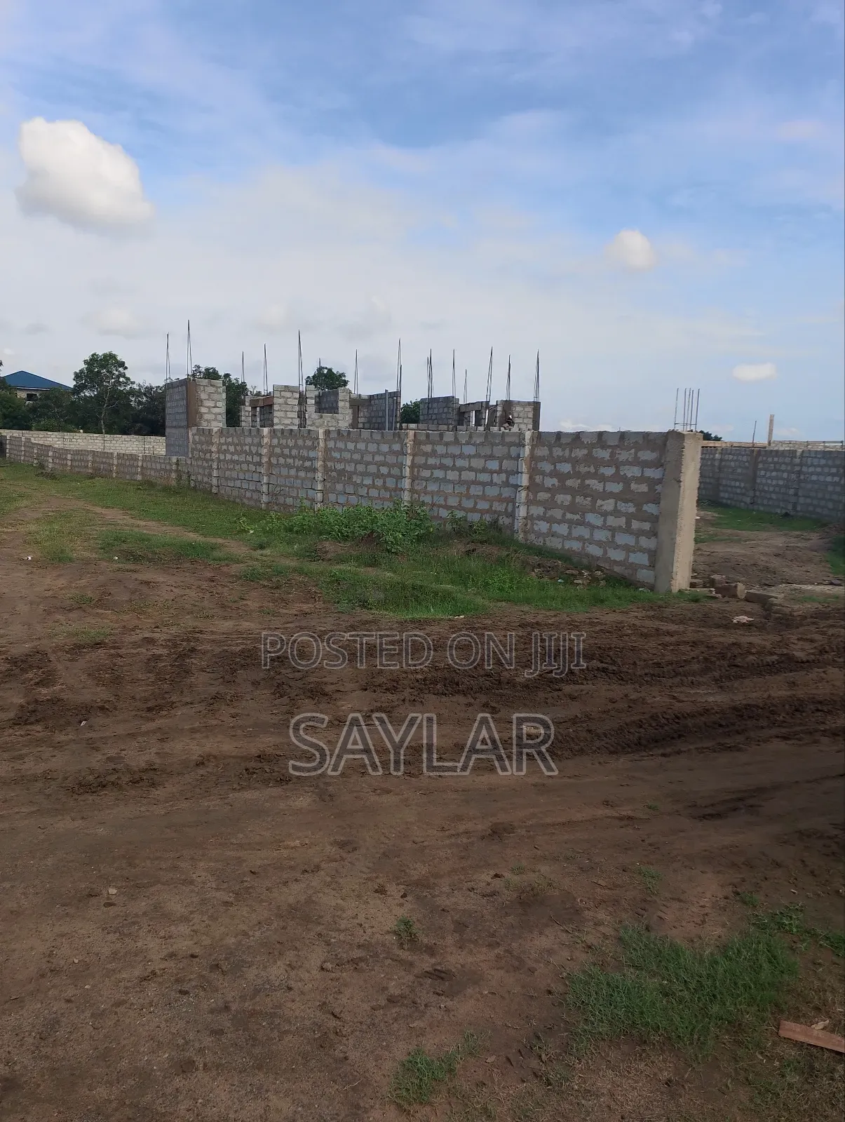 Full Plot Complete Fenced at Klagon for Sale