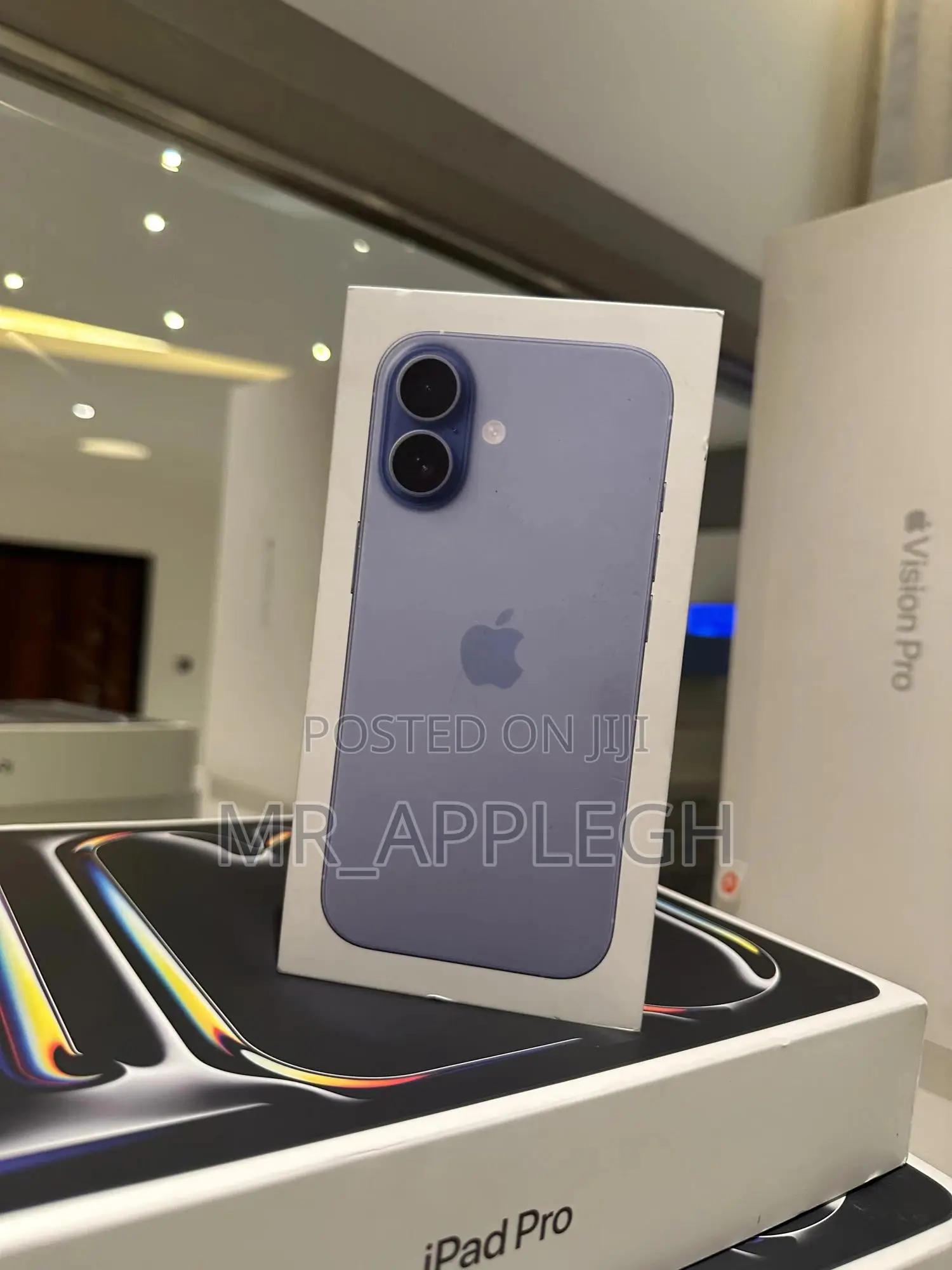 New Apple iPhone 17 256 GB Blue