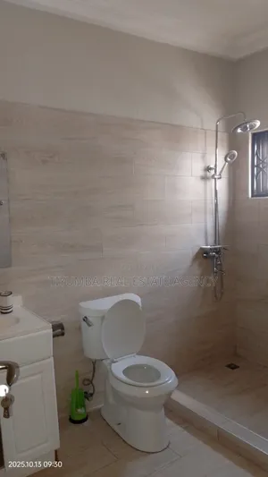 2bdrm Apartment in Tiyumba Real Estate, Pillar 2 for rent