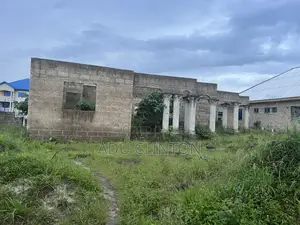 3bedrooms Flat and 1apartment at Kumasi Maase Adubinsu
