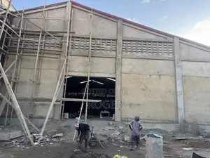 Newly Built 1300 SQM Warehouse for Rent