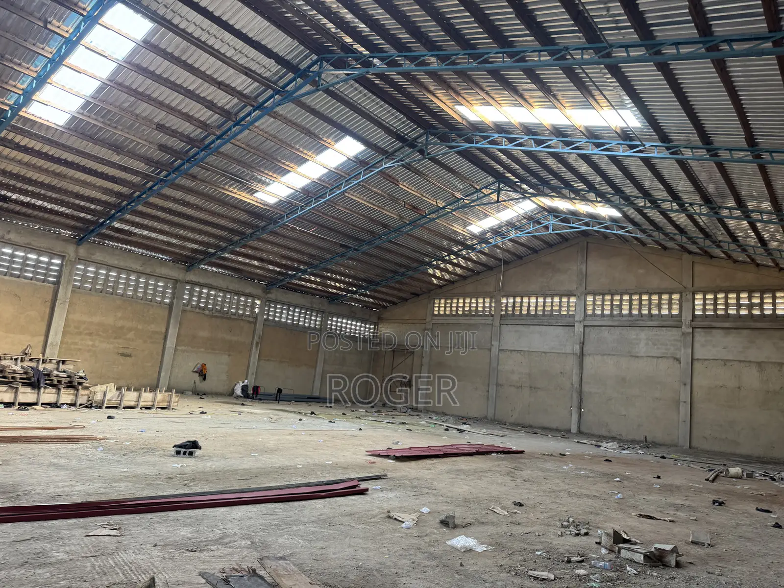 Newly Built 1300 SQM Warehouse for Rent