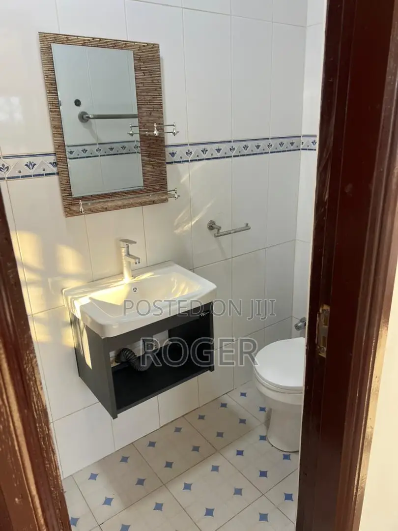 4bdrm House in Ashongman Estate for sale