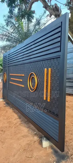 3 Gold Line Design Gate