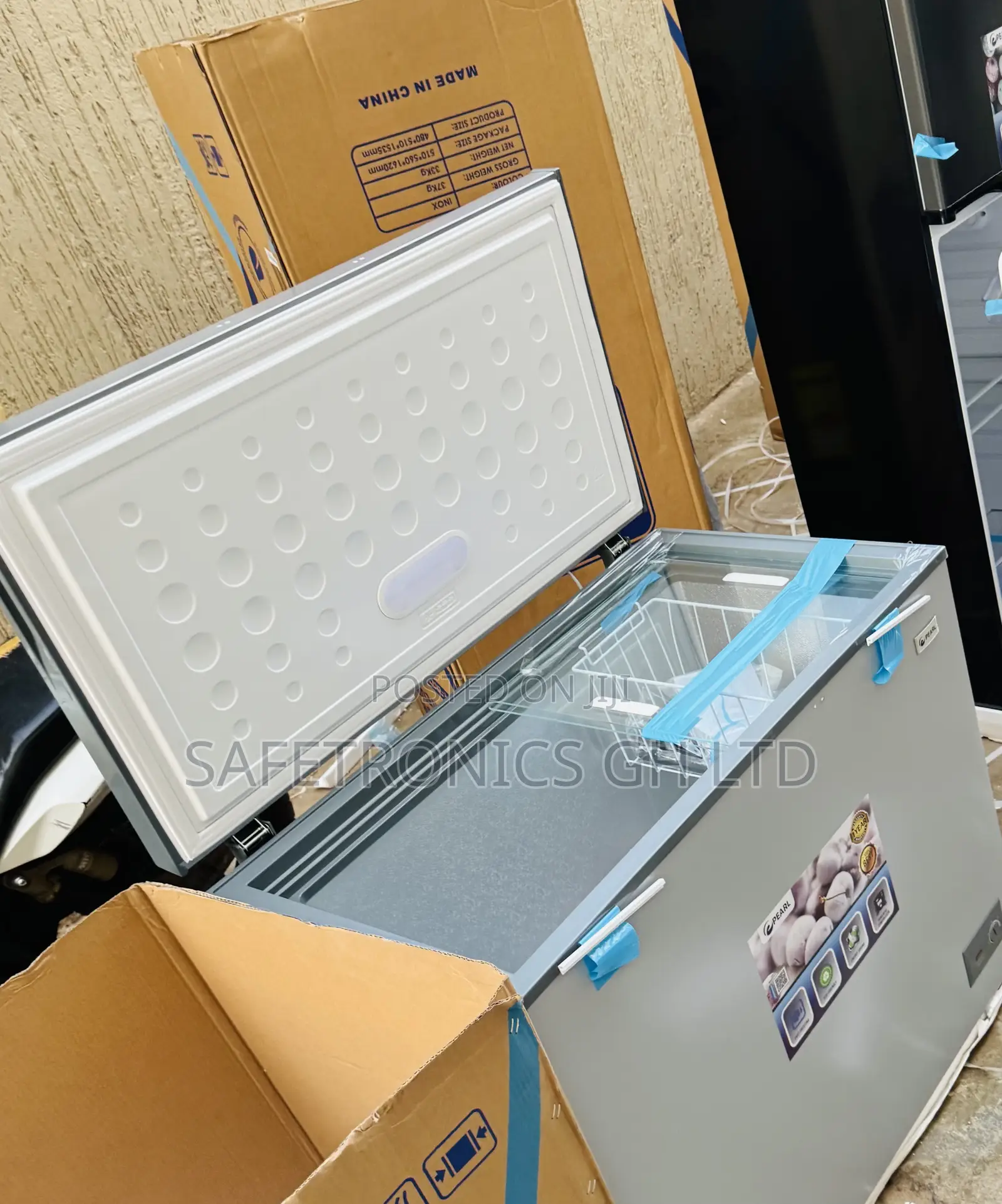 Eco Cooler 200 Liters 1 Door Pearl PCF-2530-1a Electric Freezer