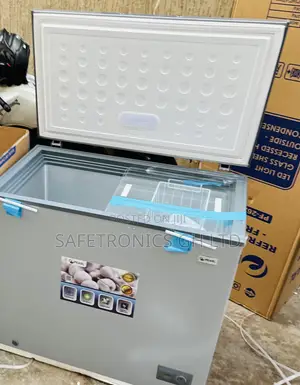 Grab Eco Cooler Pearl 200 Liters 1 Door PCF-2530-1a Chestfreezer