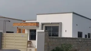 3bdrm House in Afienya, Dawhenya for sale