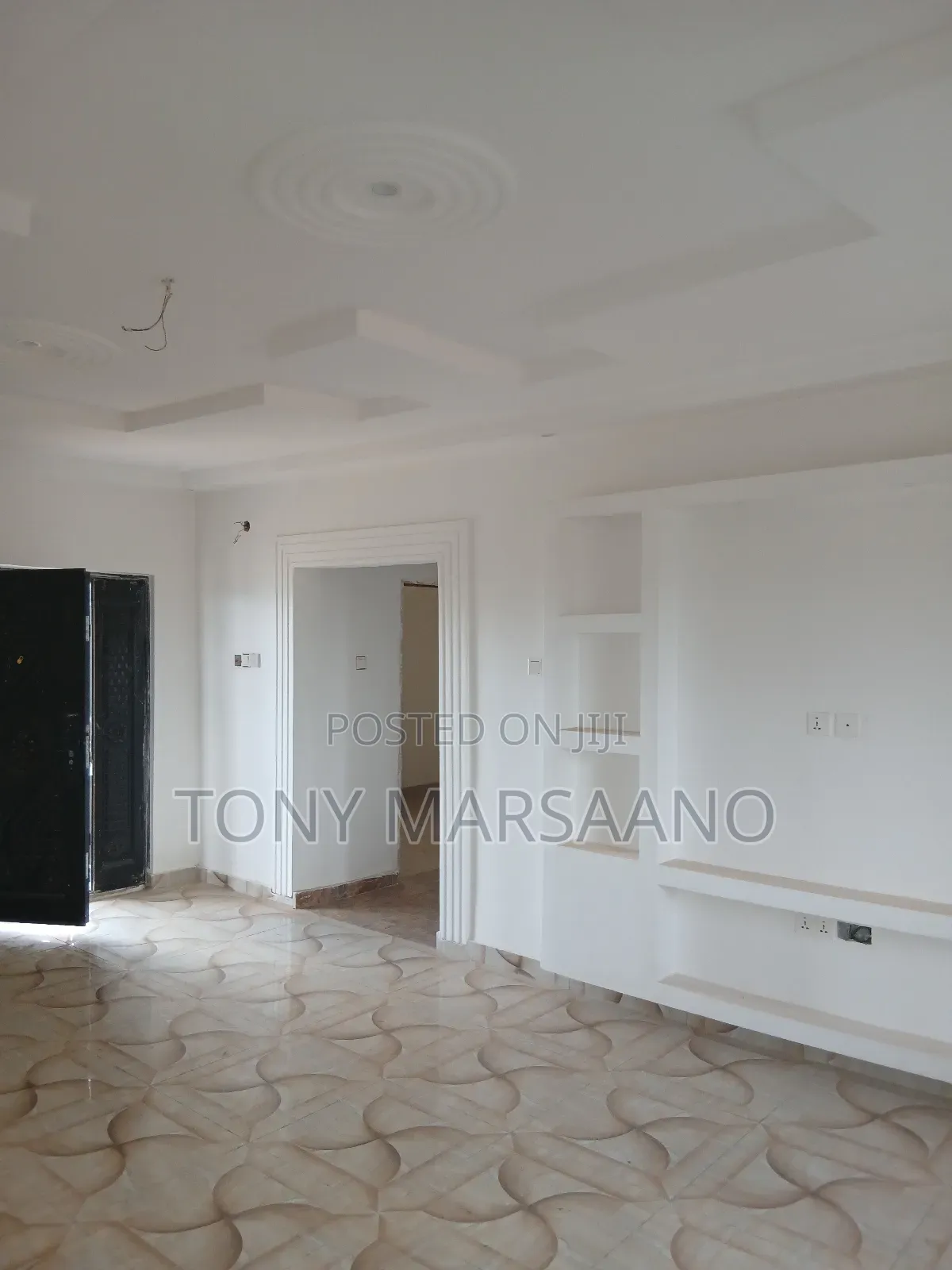 3bdrm Apartment in Westlegon for rent