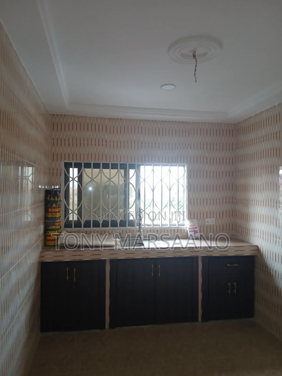 3bdrm Apartment in Westlegon for rent