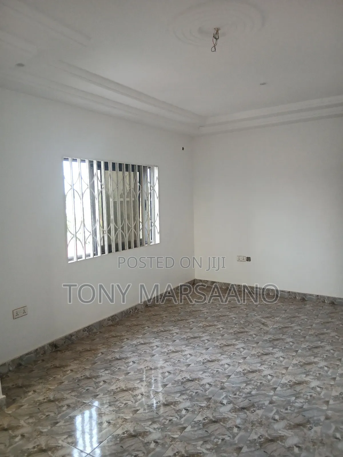 3bdrm Apartment in Westlegon for rent