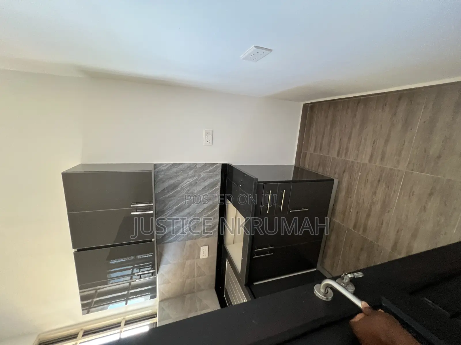 1bdrm Apartment in Mr Justice Estate, West Hills Mall Area for rent