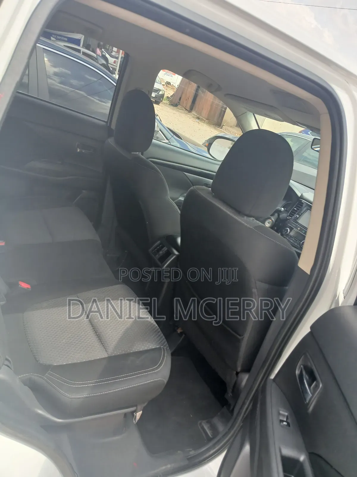 Mitsubishi Outlander 2019 White