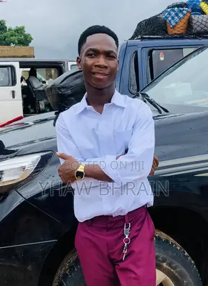 Employee as a House Security