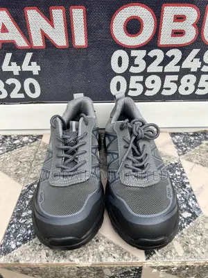 Sneakers Safety Boot
