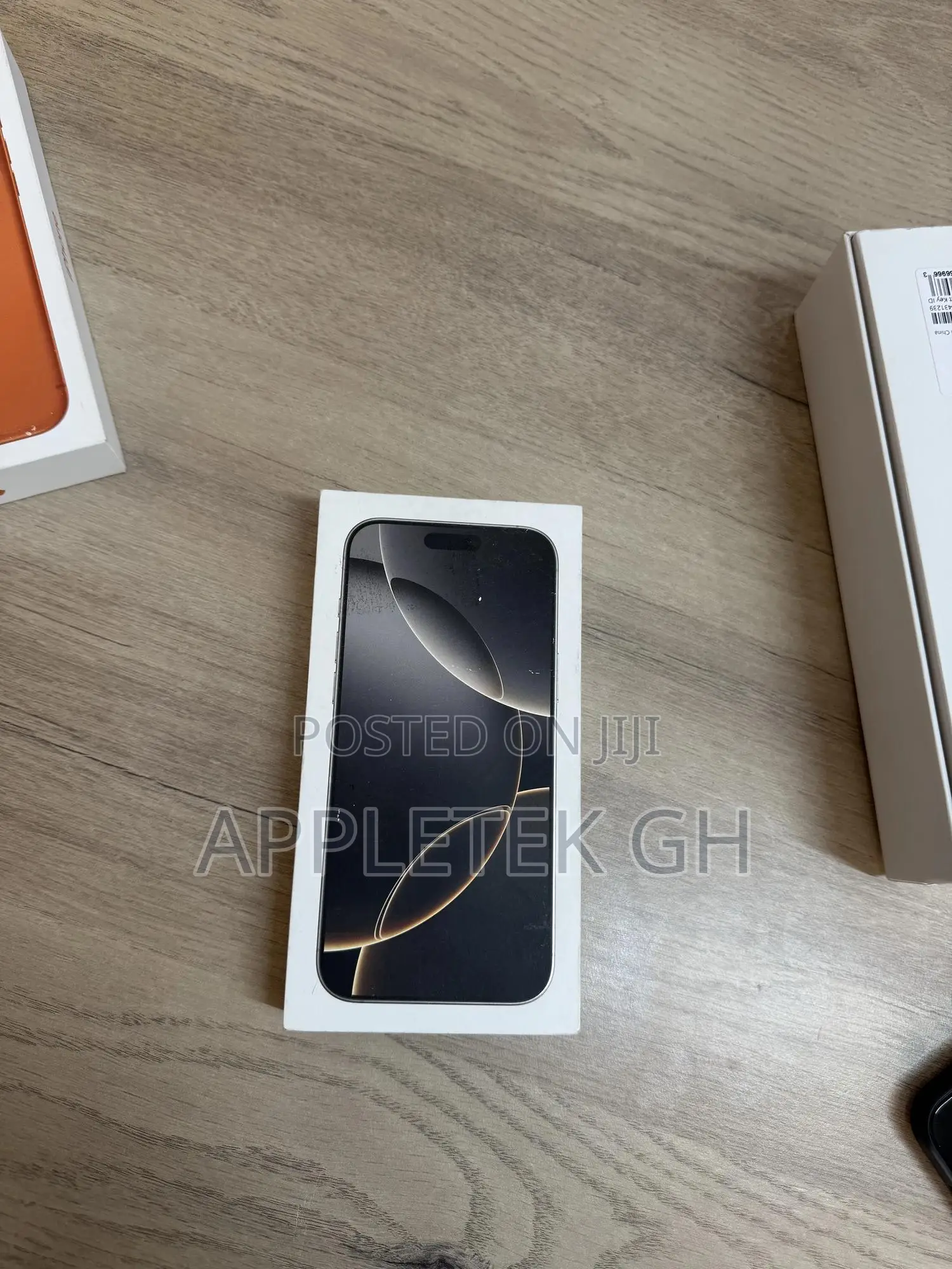 New Apple iPhone 16 Pro 1 TB Silver
