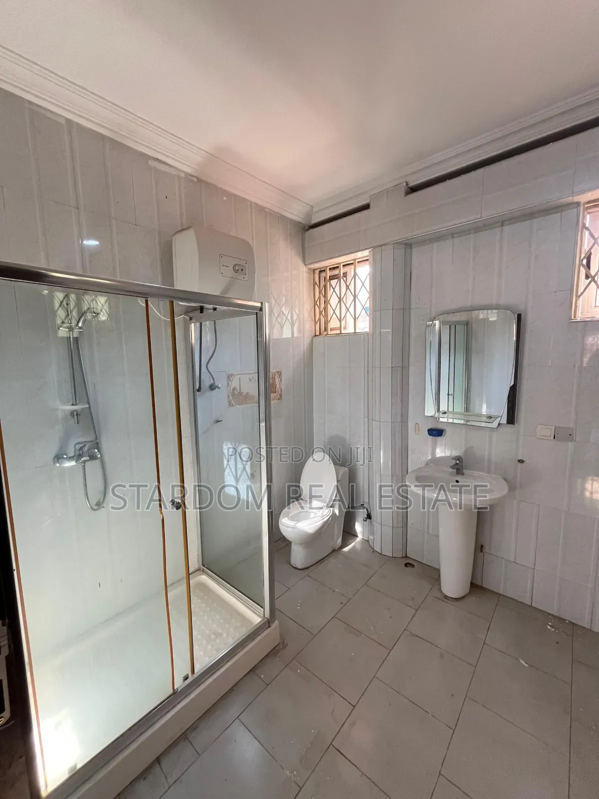3bdrm House in Adjiringanor, East Legon for rent