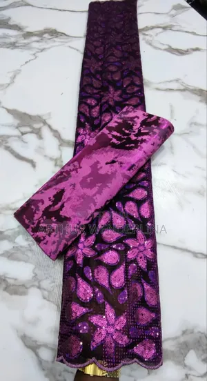 Lace Cut in Yards