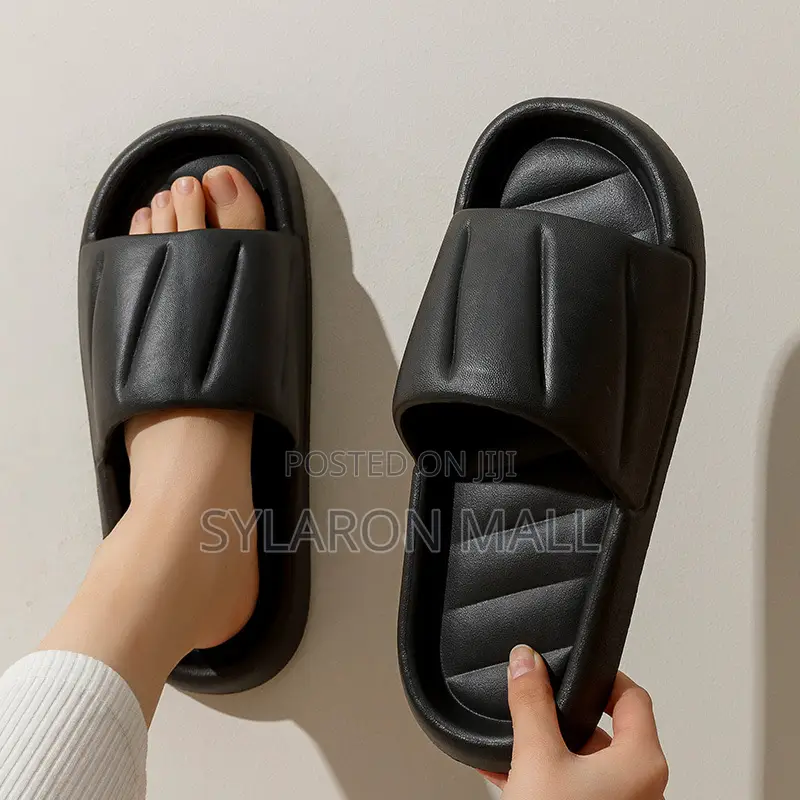 Unisex Indoor Cloud Slippers – Bedroom Bathroom Use