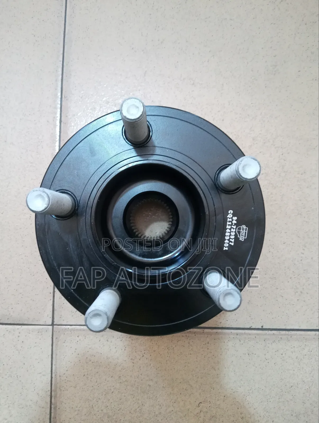 10625. Original Car Quest Wheel Bearing and Hub From Usa