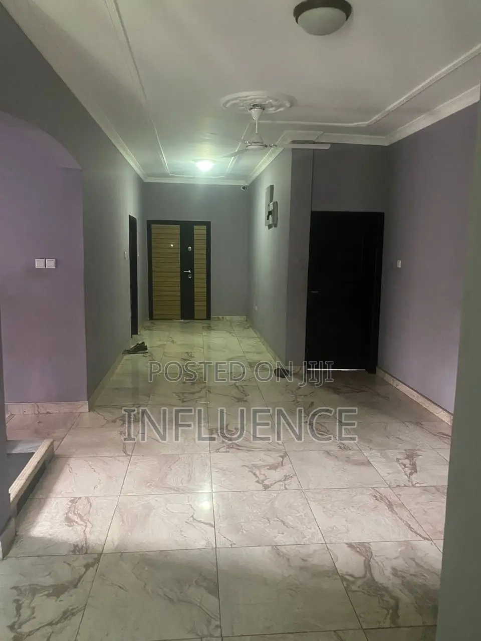 7bdrm House in Palace Mall Area, East Legon for sale