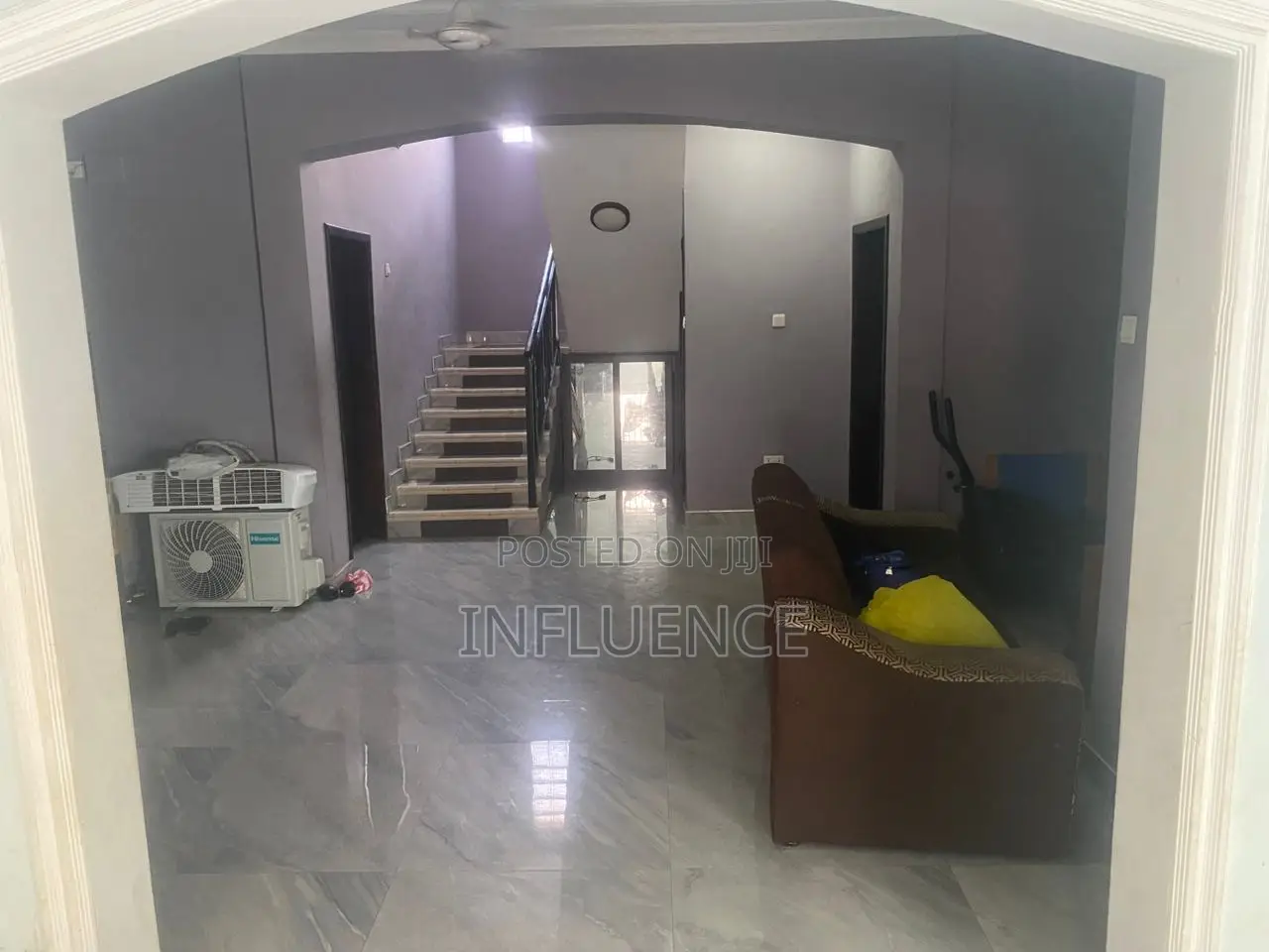 7bdrm House in Palace Mall Area, East Legon for sale
