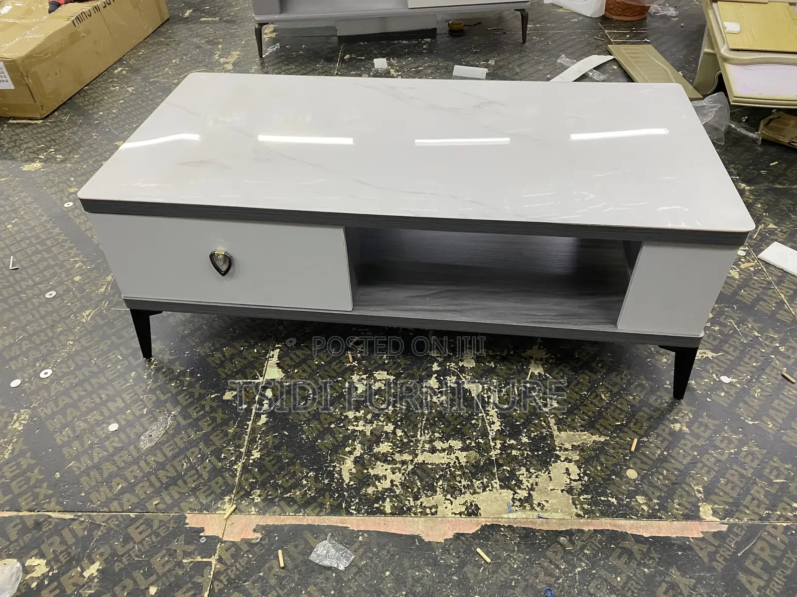 Center Table K19-120