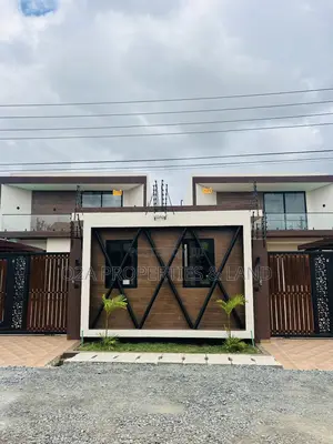 4bdrm House in Adenta Oyarifa, Ghana Flag for sale