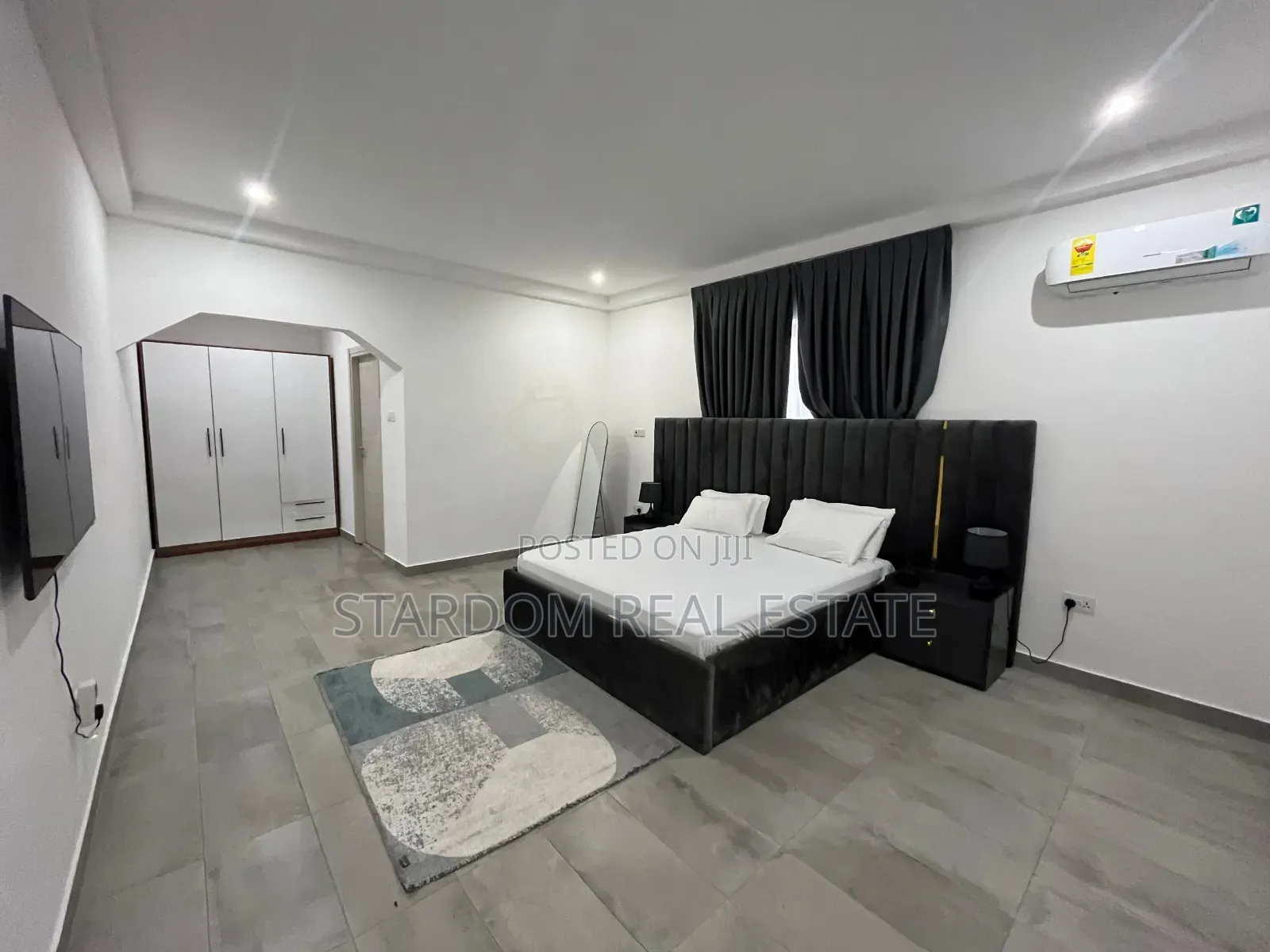 Furnished 4bdrm Duplex in Anc Mall, East Legon for rent