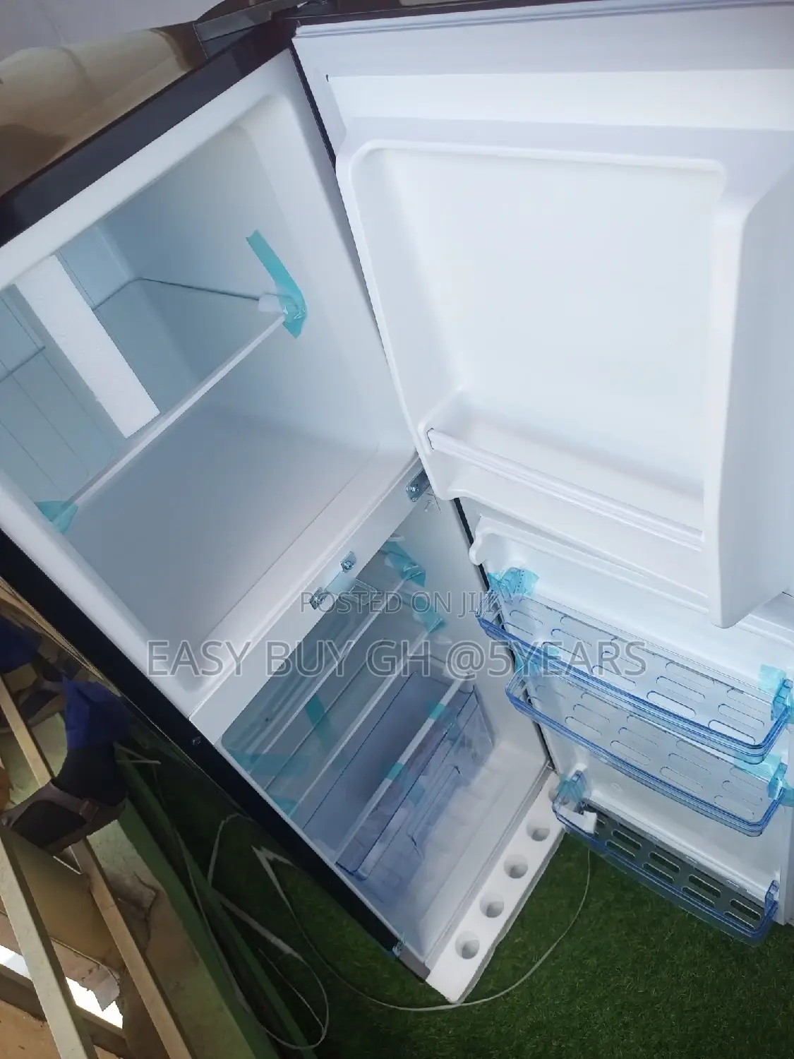 Update Your Kitchen With Nasco Fast Cooling Refrigerator
