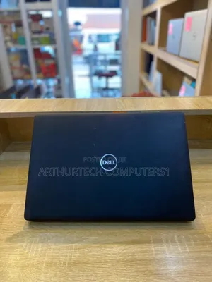 Laptop Dell Latitude 3590 4GB Intel Core I5 SSD 256GB