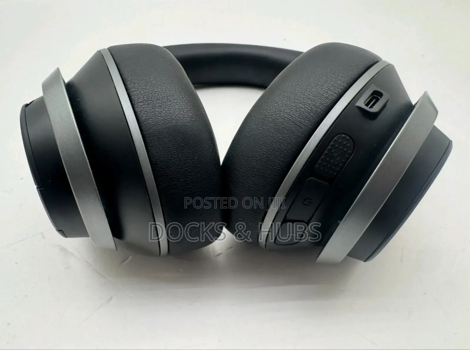 Turtle Beach Stealth Pro Wireless Gaming Headset Noise-Cancelling