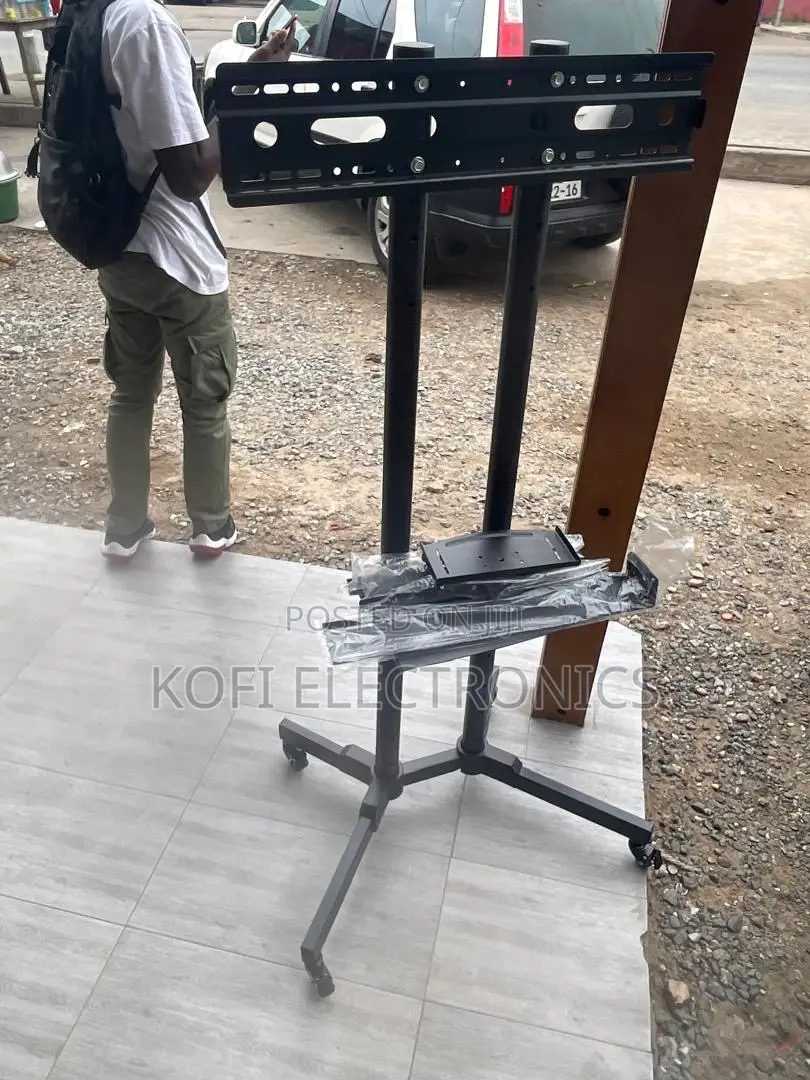 Universal Floor Tv Stand for 32–70 Inch Displays