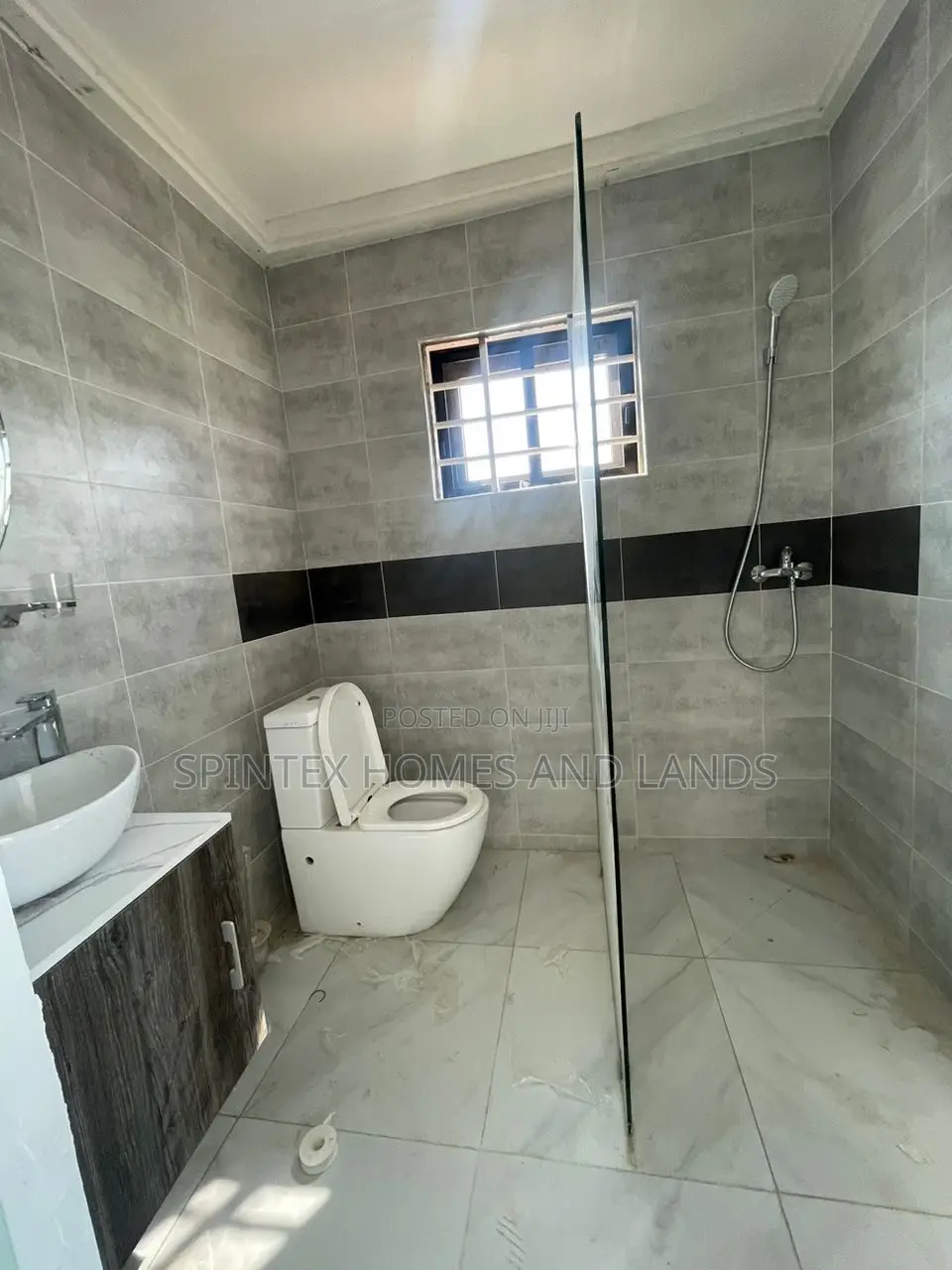 2bdrm Apartment in Lashibi, Spintex for rent