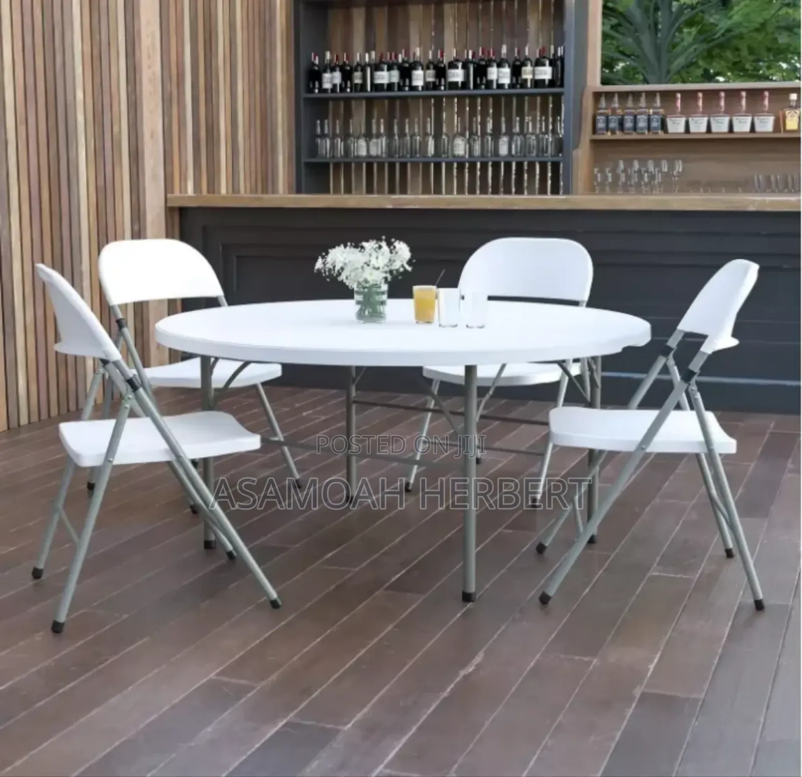 10 Seater Round Table