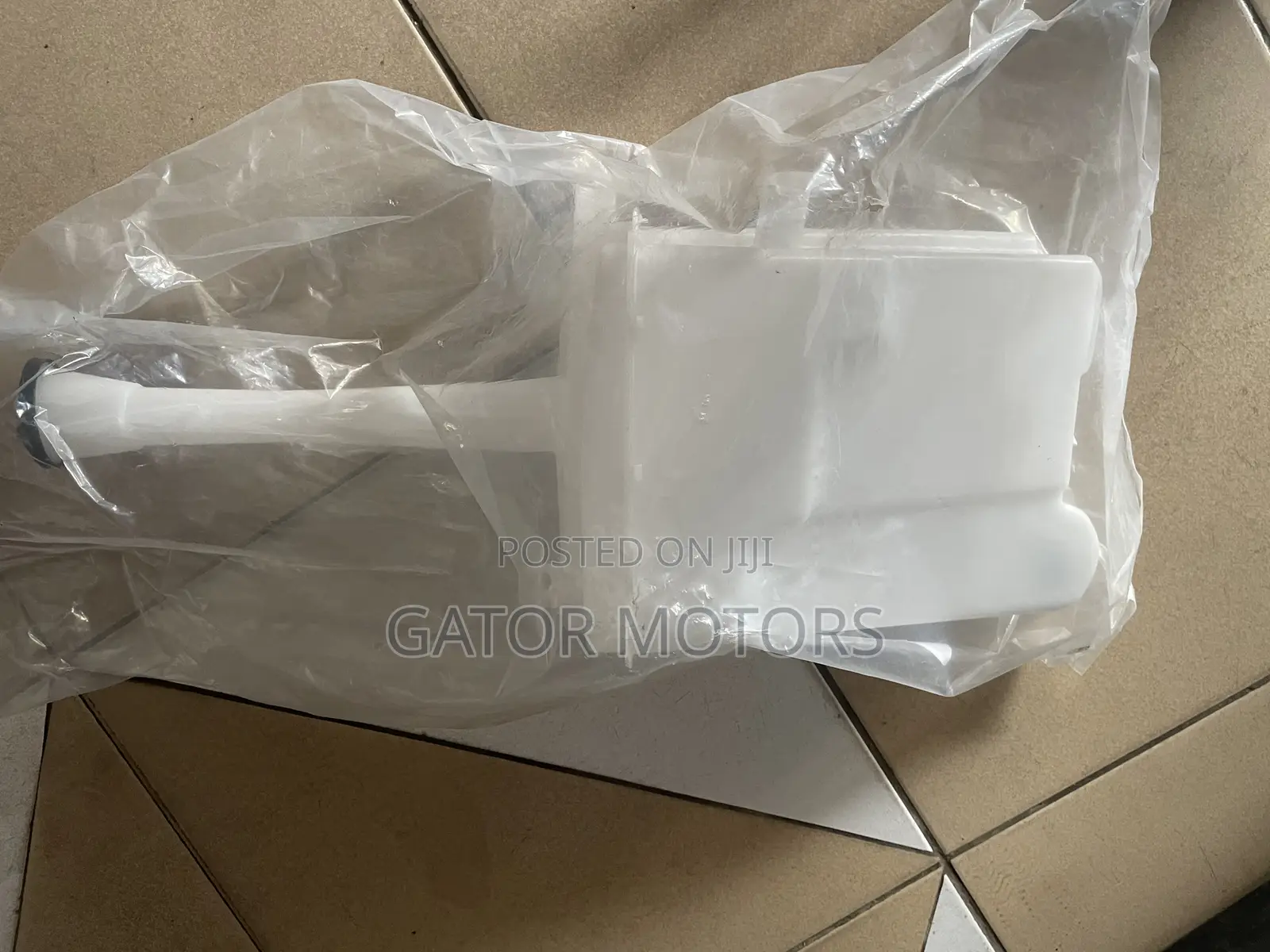Corolla 2009 2010 2011 2012 2013 Wiper Wash Gallon