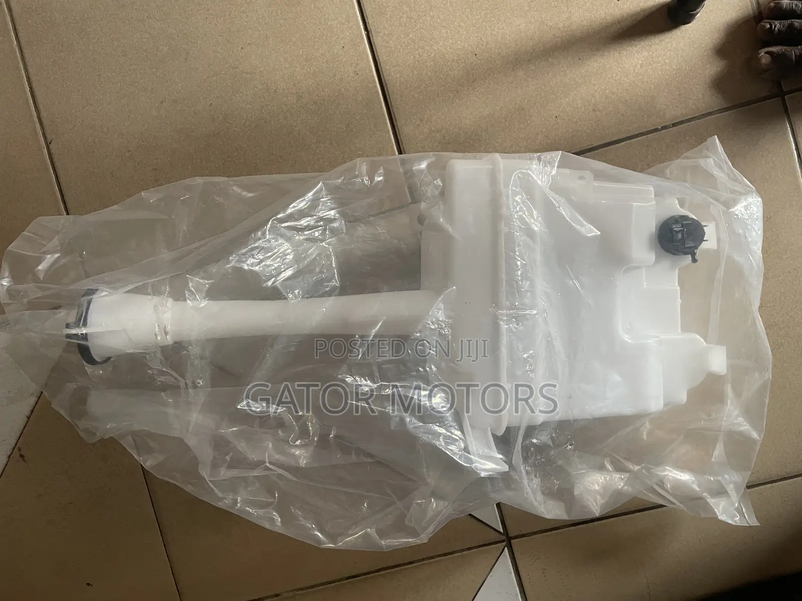 Corolla 2009 2010 2011 2012 2013 Wiper Wash Gallon