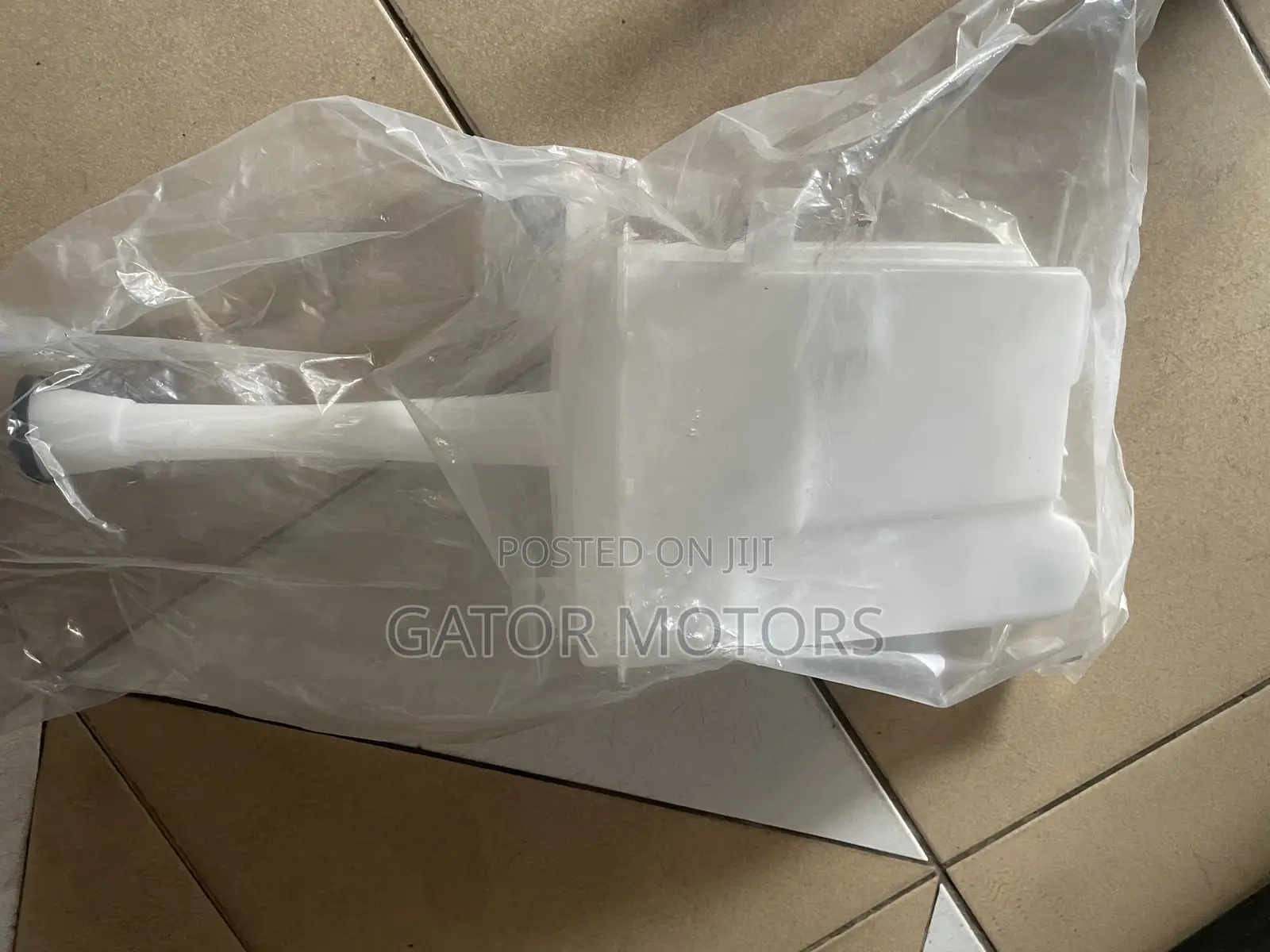 Corolla 2009 2010 2011 2012 2013 Wiper Wash Gallon