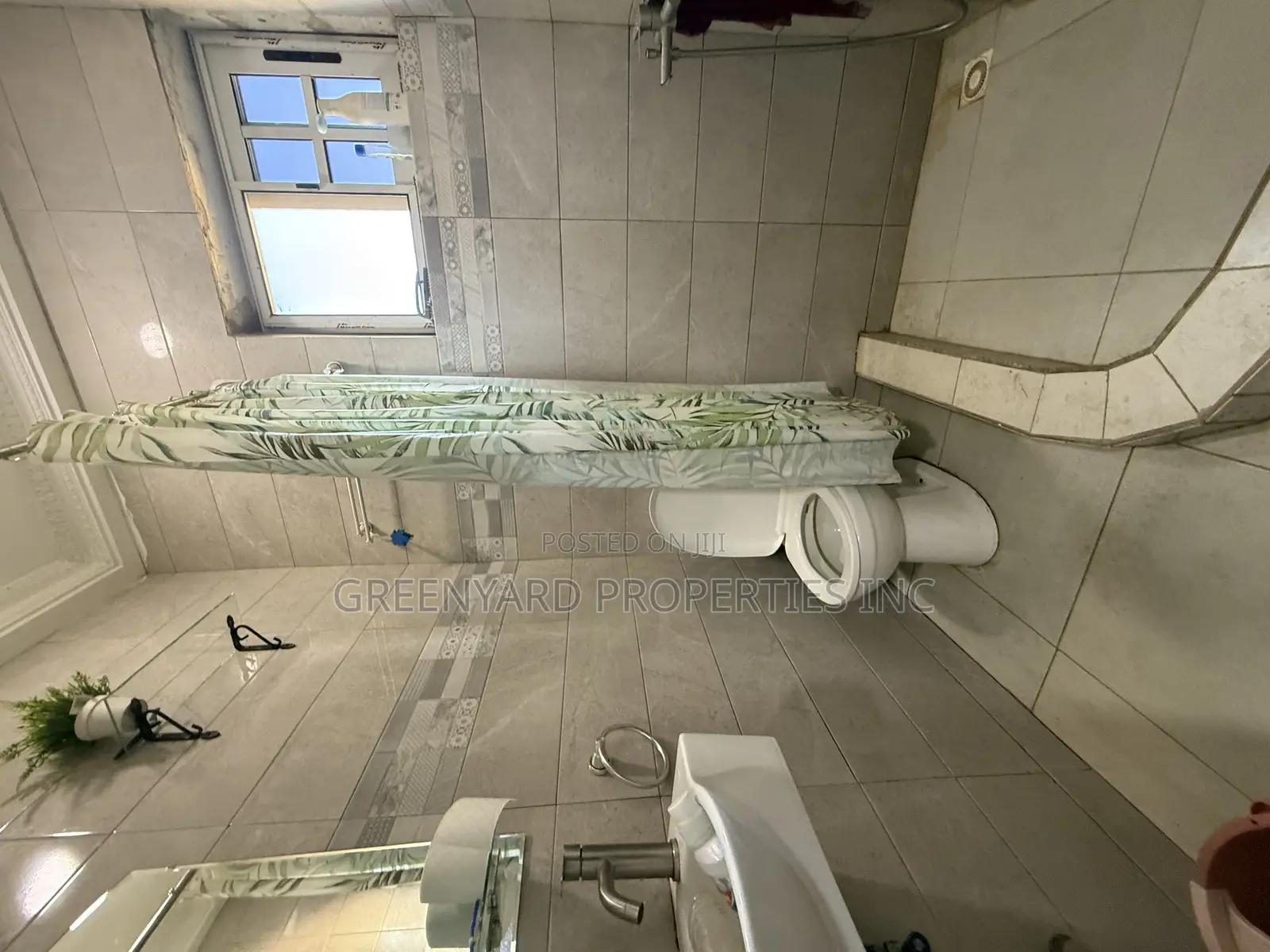 1bdrm Apartment in Adjiringanor, East Legon for rent