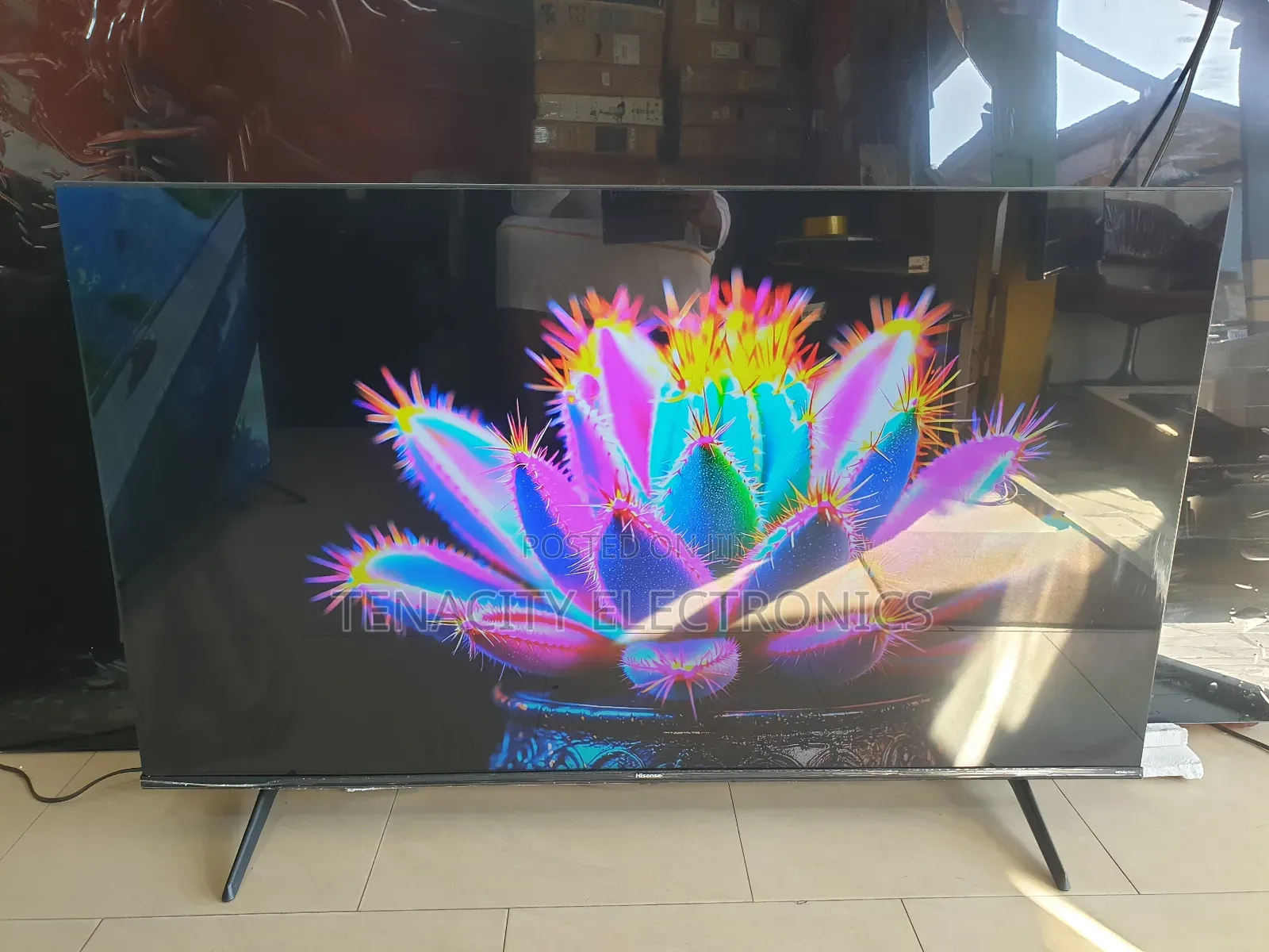 Qled 50"Hisense Uhd Hdr Edgeless Smart Satellite Tv