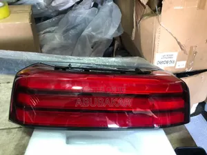 Toyota Tundra 2023 Taillight Pair