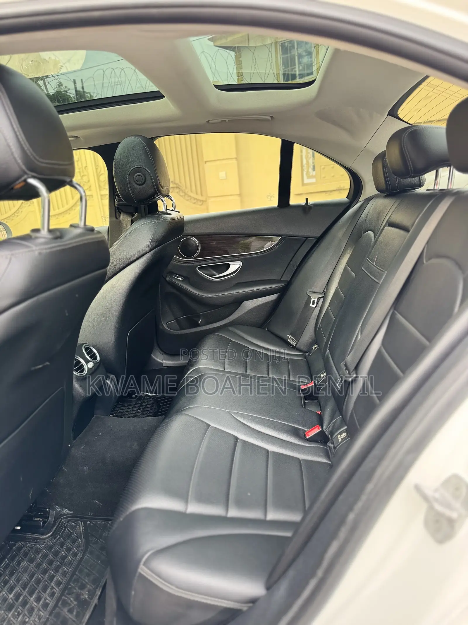 Mercedes-Benz C300 Sport 4Matic Sedan AWD (2.0L 4cyll 7A) 2016 White