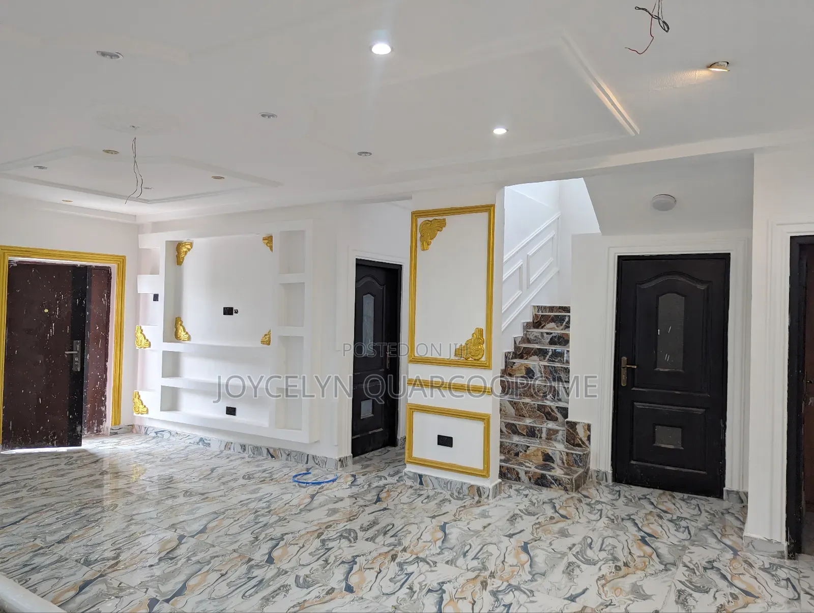5bdrm Mansion in Dodowa for rent