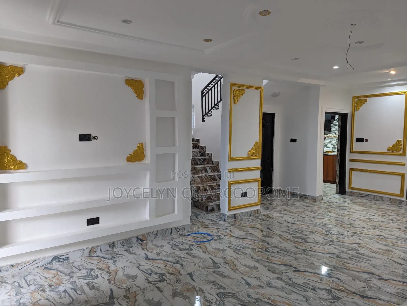 5bdrm Mansion in Dodowa for rent