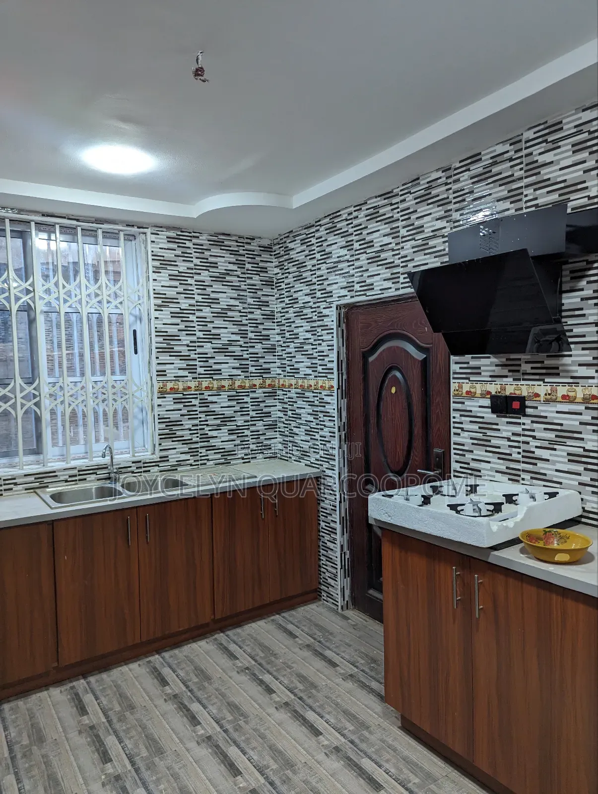 5bdrm Mansion in Dodowa for rent